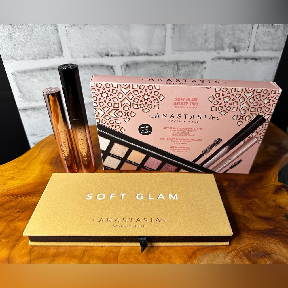 NEW!! Anastasia Beverly Hills Soft Glam Deluxe Trio - Picture 3 of 4
